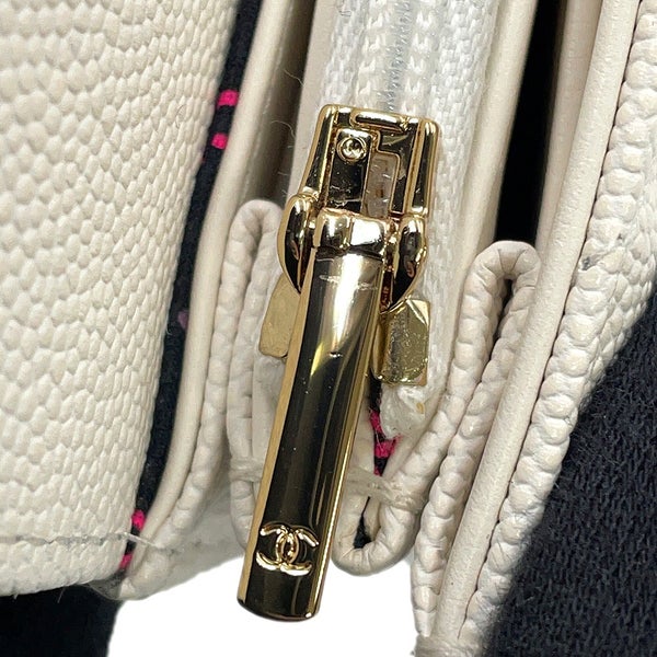 シャネル 長財布 マトラッセ ココマーク ロングウォレット キャビアスキン AP4247 CHANEL 白