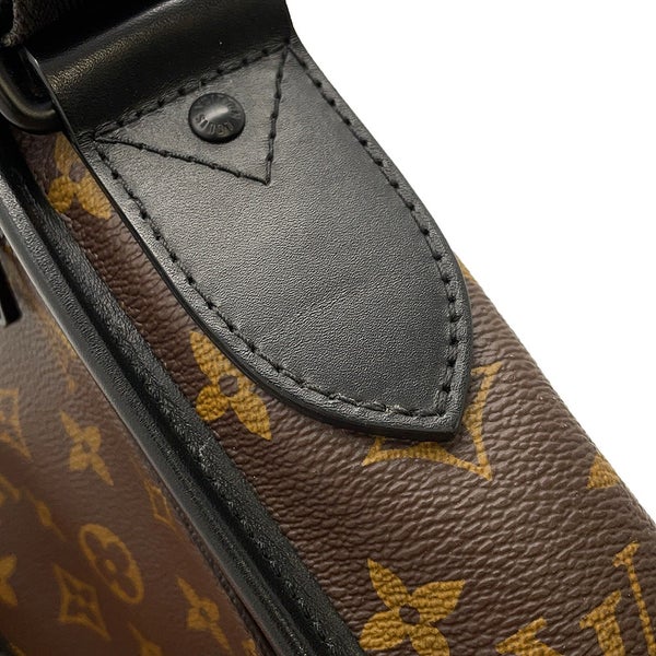 ルイヴィトン ショルダーバッグ モノグラム・マカサー アーチー・メッセンジャー M46442 LOUIS VUITTON ヴィトン メンズ 黒