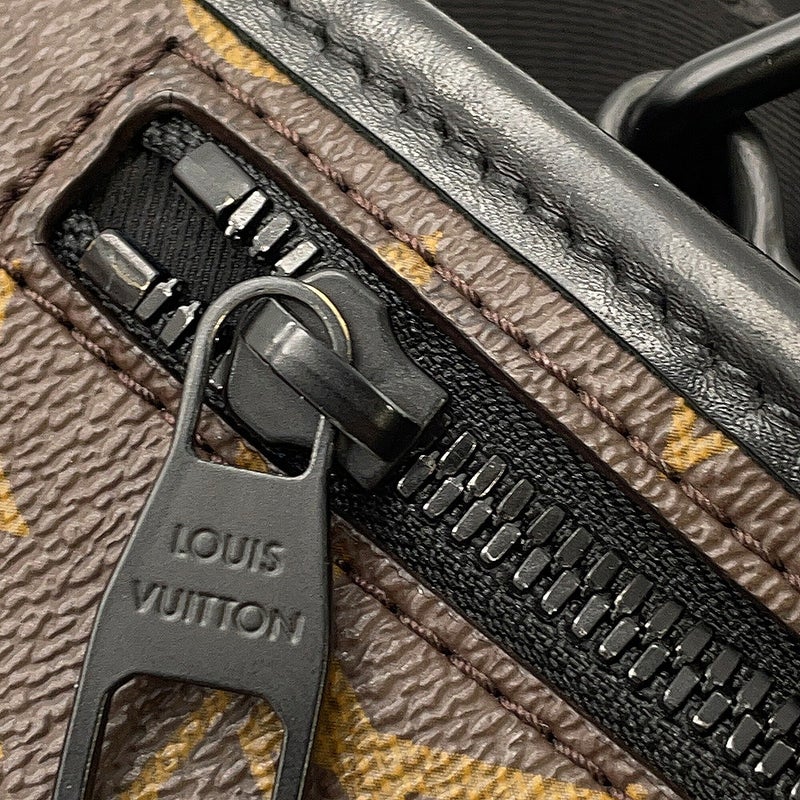 ルイヴィトン ショルダーバッグ モノグラム・マカサー アーチー・メッセンジャー M46442 LOUIS VUITTON ヴィトン メンズ 黒