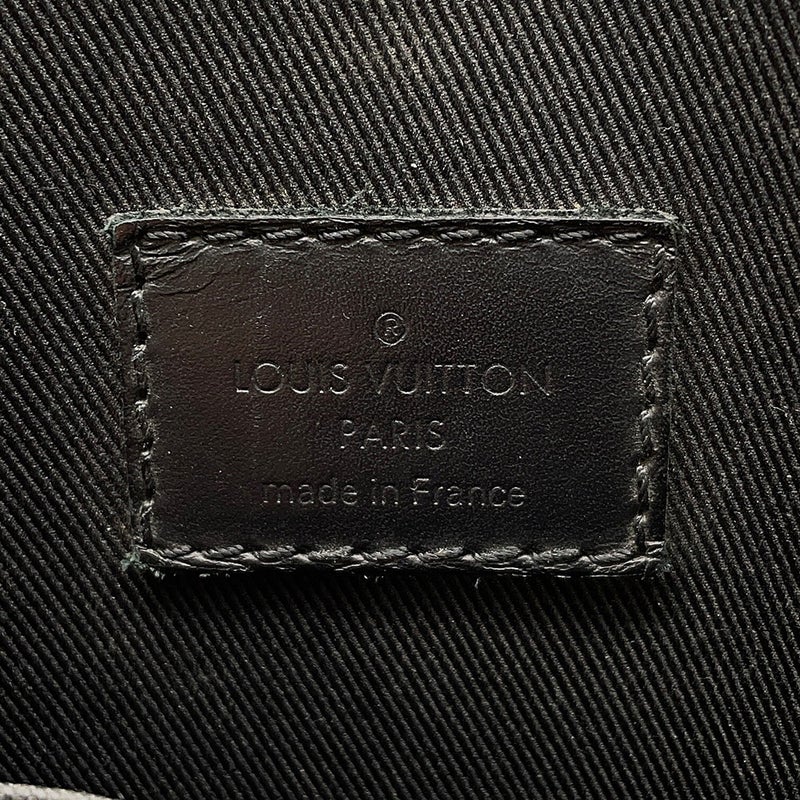 ルイヴィトン ショルダーバッグ モノグラム・マカサー アーチー・メッセンジャー M46442 LOUIS VUITTON ヴィトン メンズ 黒