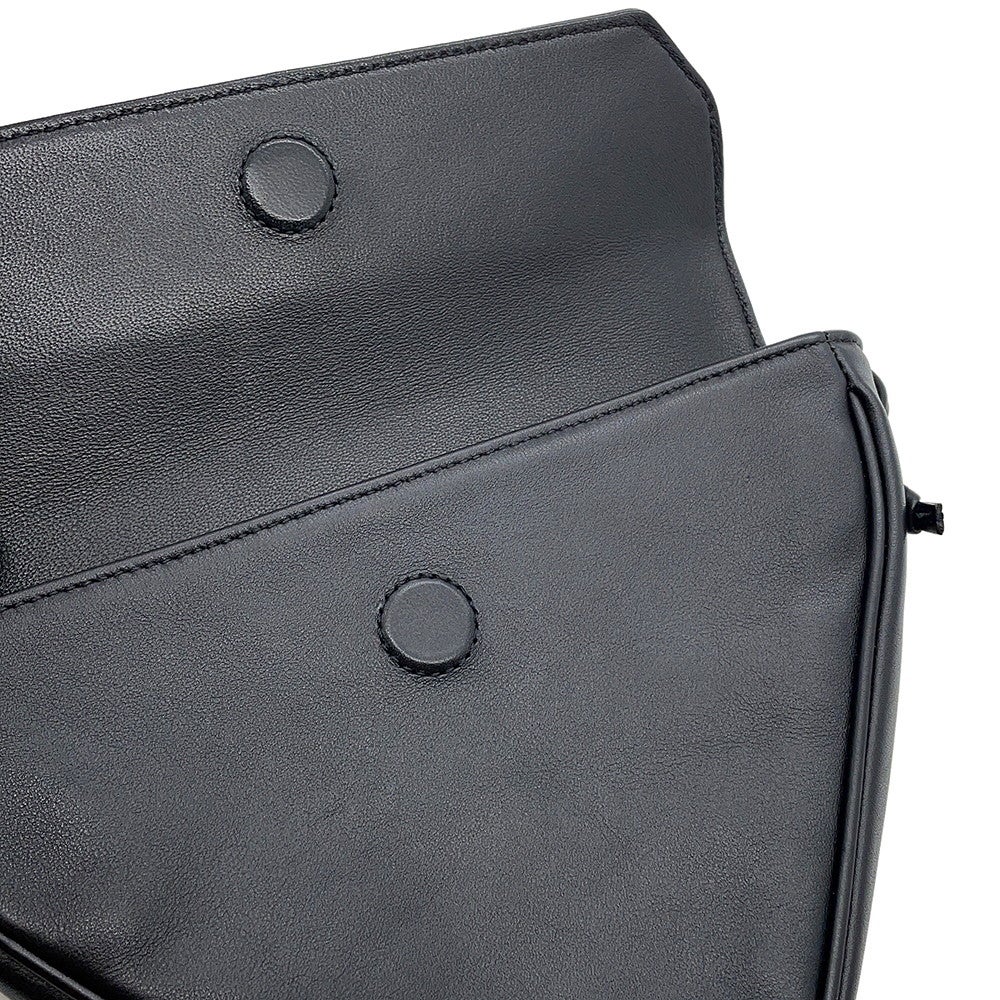 CELINE トライアングル ショルダーバッグ トリオンフ レザー 19590 CELINE（セリーヌ） トライアングル ショルダーバッグ トリオンフ