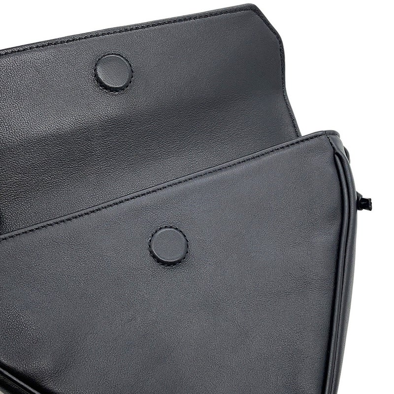 セリーヌ ショルダーバッグ トライアングル ロゴ レザー 19590 CELINE ポシェット 黒 白