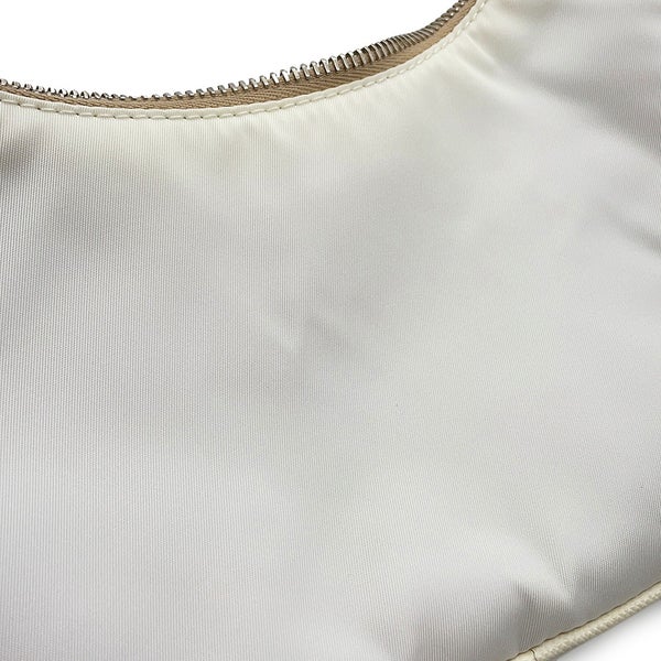 プラダ ショルダーバッグ Re-Edition2005 ナイロン 1BH204 PRADA 2wayバッグ 白