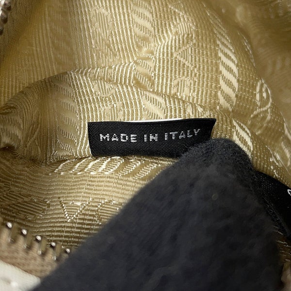 プラダ ショルダーバッグ Re-Edition2005 ナイロン 1BH204 PRADA 2wayバッグ 白