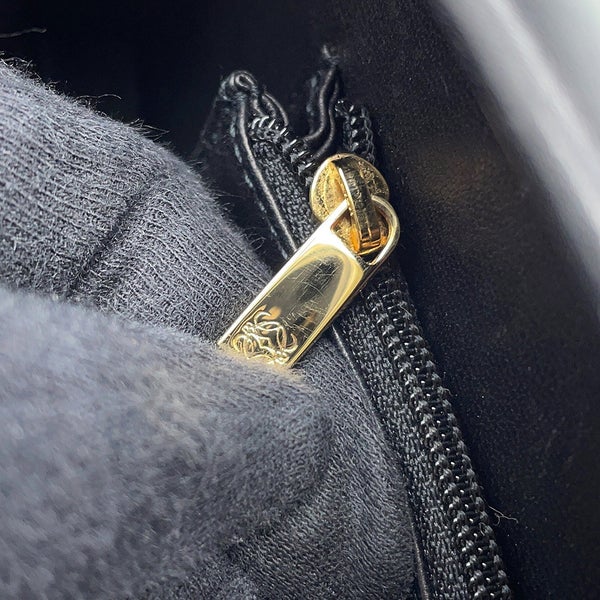 ロエベ ハンドバッグ ロゴ レザー LOEWE 黒