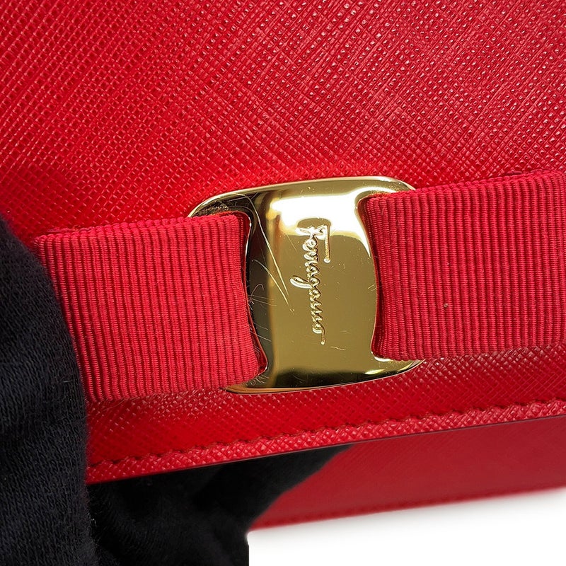 サルヴァトーレ・フェラガモ チェーンショルダーバッグ GINNY ヴァラリボン レザー 21E480 Ferragamo