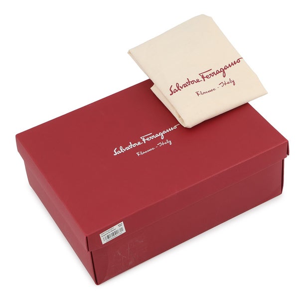 サルヴァトーレ・フェラガモ チェーンショルダーバッグ GINNY ヴァラリボン レザー 21E480 Ferragamo