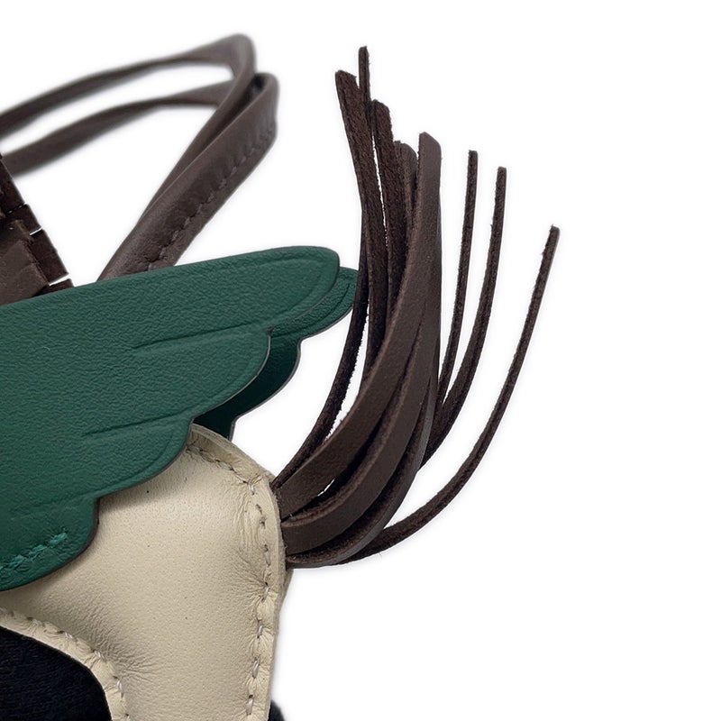 エルメス バッグチャーム ロデオPM ペガサス クレ/チョコレート/ヴェールモワイヤン ラムスキン W刻印