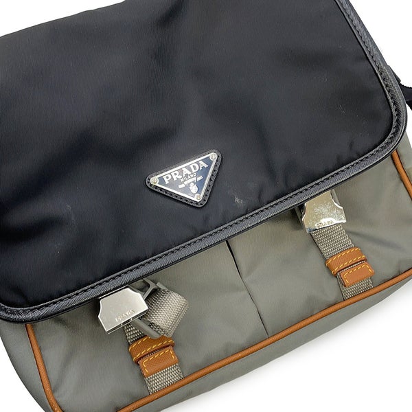 プラダ ショルダーバッグ トライアングルロゴ ナイロン レザー 2VD769 PRADA 黒