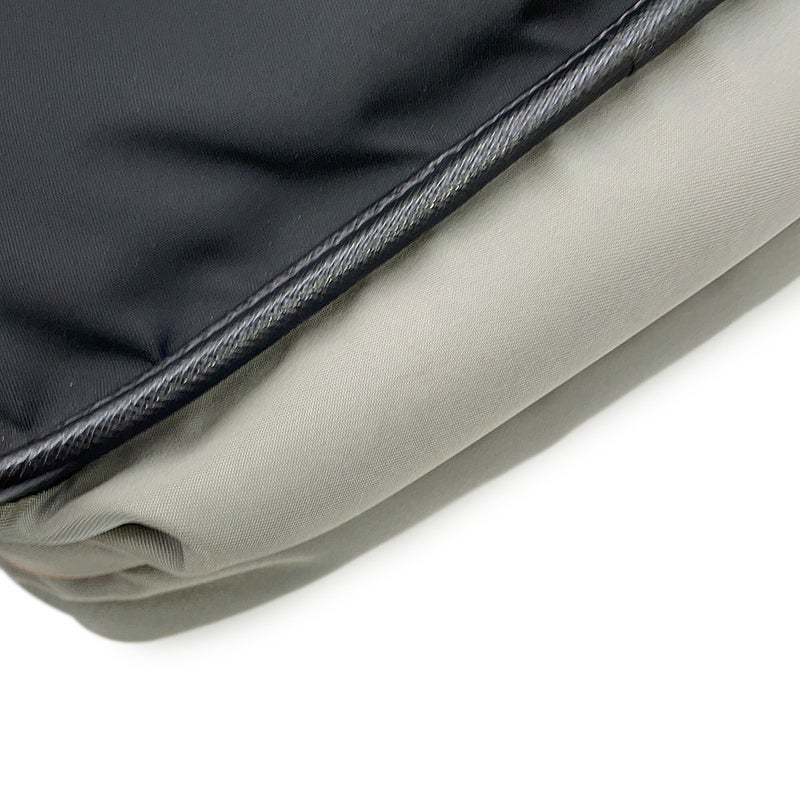 プラダ ショルダーバッグ トライアングルロゴ ナイロン レザー 2VD769 PRADA 黒