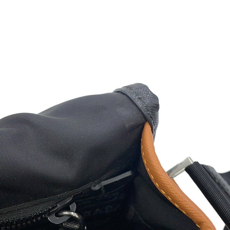 プラダ ショルダーバッグ トライアングルロゴ ナイロン レザー 2VD769 PRADA 黒