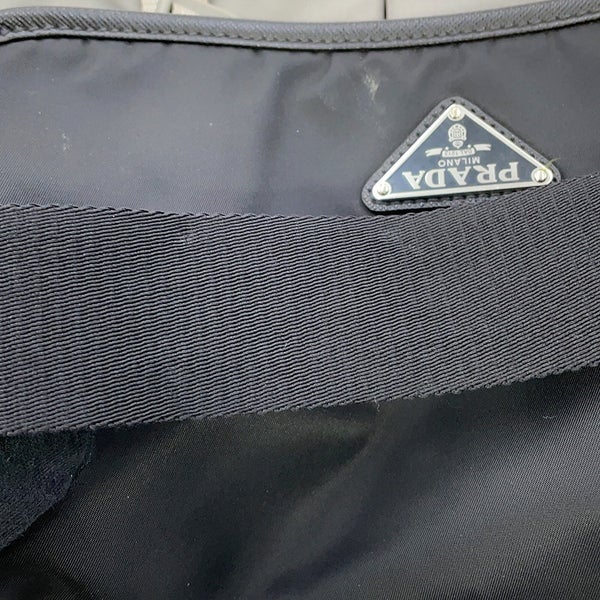 プラダ ショルダーバッグ トライアングルロゴ ナイロン レザー 2VD769 PRADA 黒