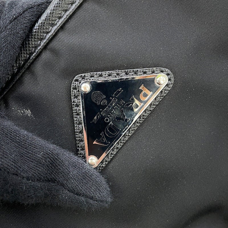 プラダ ショルダーバッグ トライアングルロゴ ナイロン レザー 2VD769 PRADA 黒