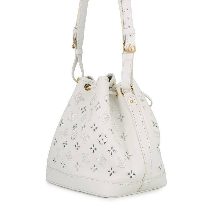 ルイヴィトン ショルダーバッグ カーフレザー/モノグラム LVブロデリー アングレーズ ノエPM M20740 LOUIS VUITTON 白