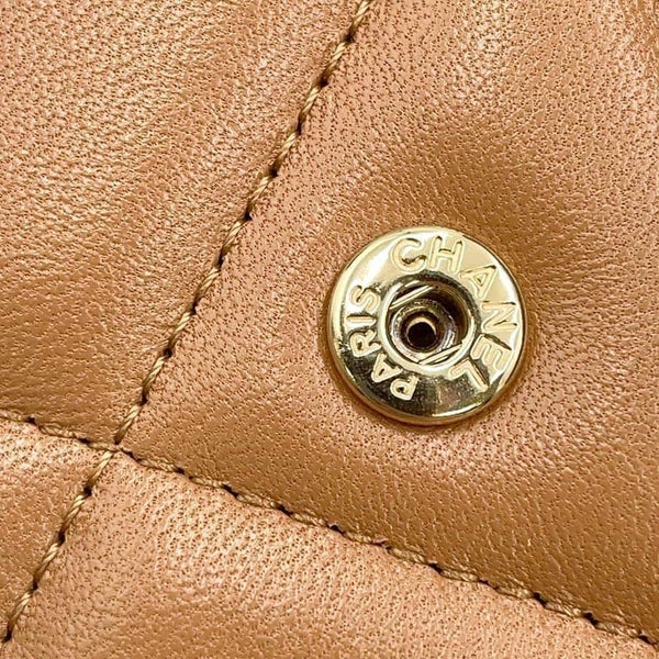 シャネル 二つ折り財布 ココマーク CHANEL19 フラップウォレット ミディアム ラムスキン AP0953 CHANEL