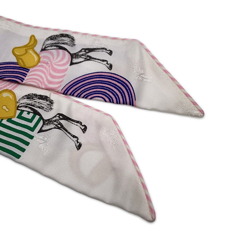 エルメス スカーフ ツイリー ガルド ローブ ポップ Garde Robe Pop HERMES シルクツイル 2022年春夏