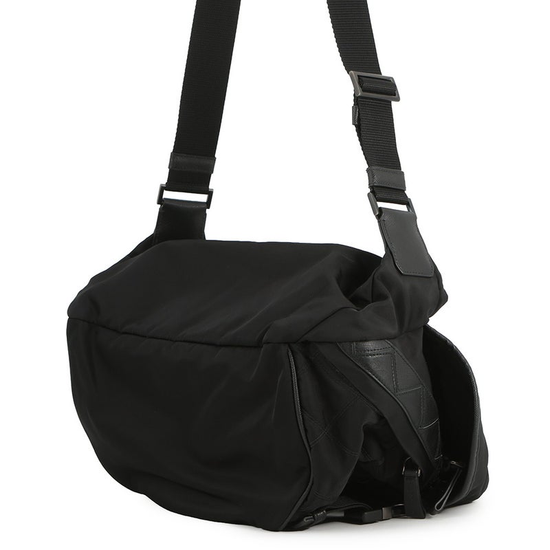 プラダ ショルダーバッグ トライアングルロゴ キルティング ナイロン 2VH991 PRADA 黒