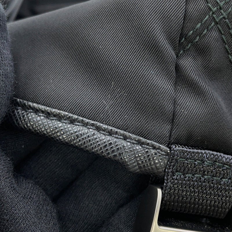 プラダ ショルダーバッグ トライアングルロゴ キルティング ナイロン 2VH991 PRADA 黒