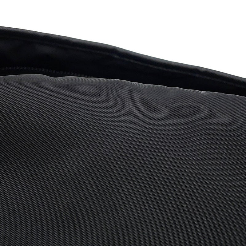 プラダ ショルダーバッグ トライアングルロゴ キルティング ナイロン 2VH991 PRADA 黒