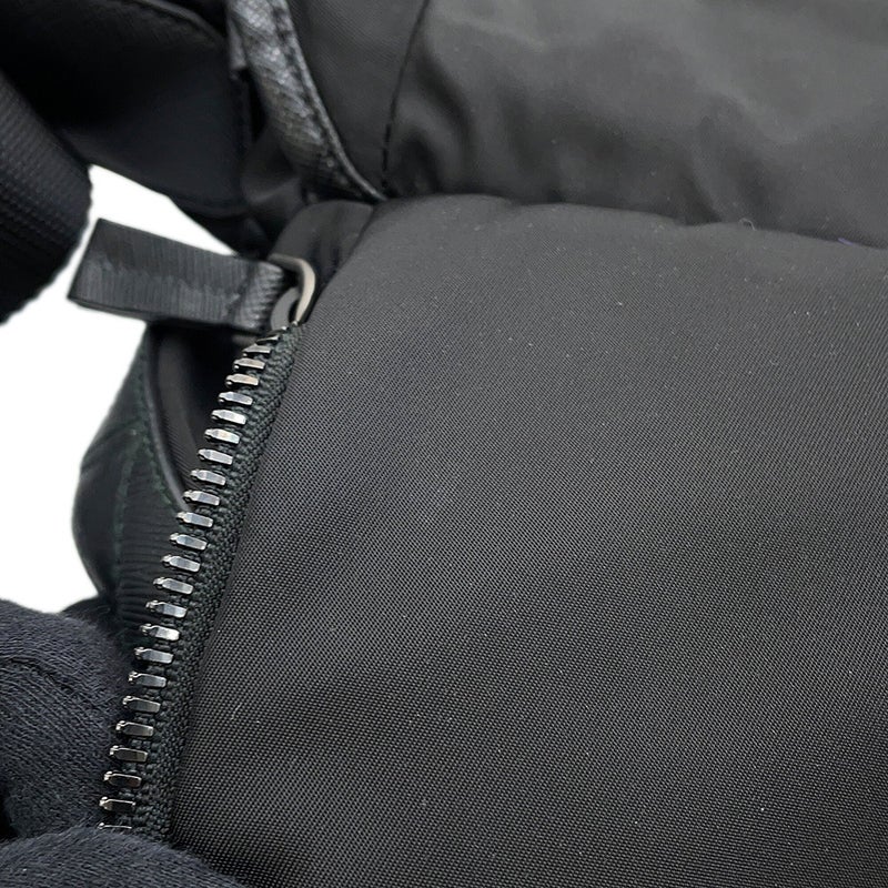 プラダ ショルダーバッグ トライアングルロゴ キルティング ナイロン 2VH991 PRADA 黒