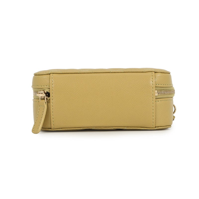 シャネル チェーンショルダーバッグ マトラッセ ココマーク ミニカメラバッグ キャビアスキン AP2426 CHANEL