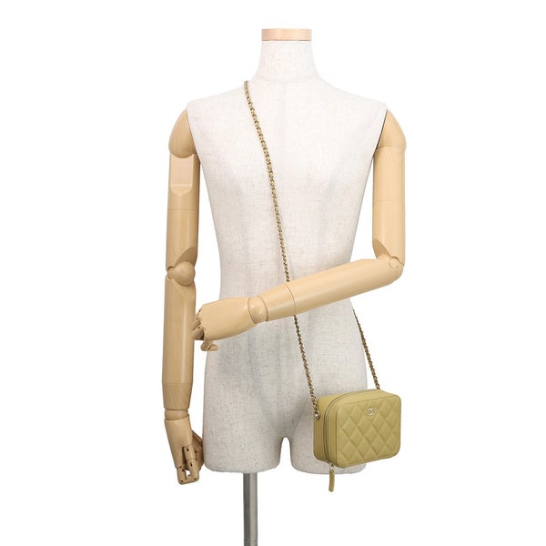 シャネル チェーンショルダーバッグ マトラッセ ココマーク ミニカメラバッグ キャビアスキン AP2426 CHANEL