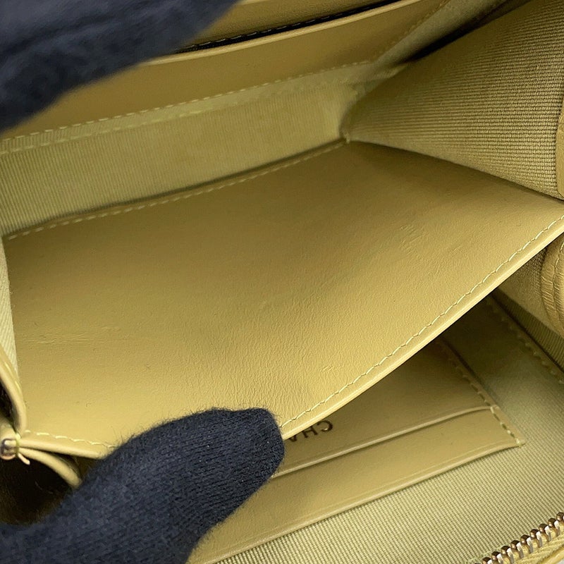 シャネル チェーンショルダーバッグ マトラッセ ココマーク ミニカメラバッグ キャビアスキン AP2426 CHANEL