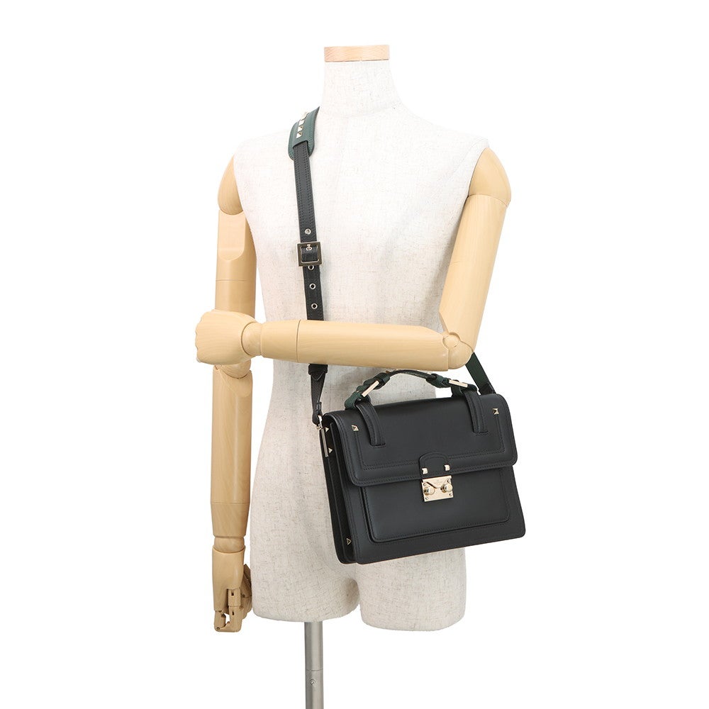 ヴァレンティノ・ガラヴァーニ ショルダーバッグ Cabana スタッズ ミディアム レザー MW2B0165VB2 VALENTINO 黒 ヴァレンティノ・ガラヴァーニ ショルダーバッグ Cabana スタッズ