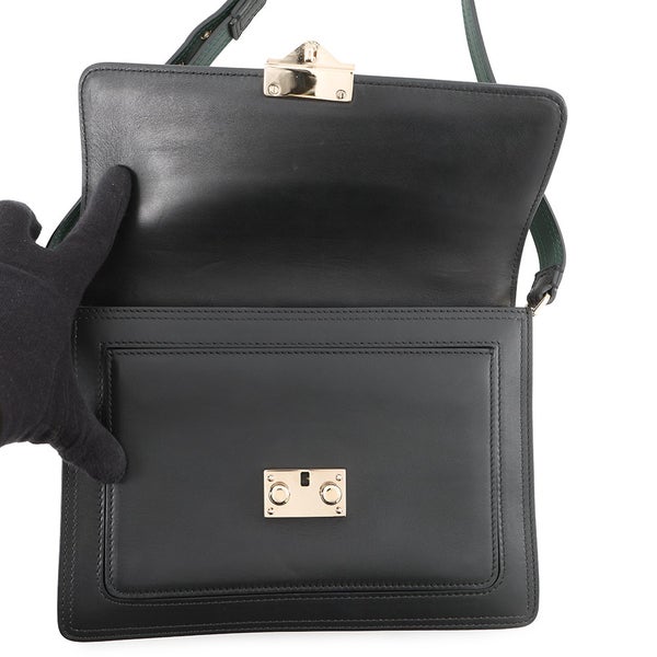 ヴァレンティノ・ガラヴァーニ ショルダーバッグ Cabana スタッズ ミディアム レザー MW2B0165VB2 VALENTINO 黒