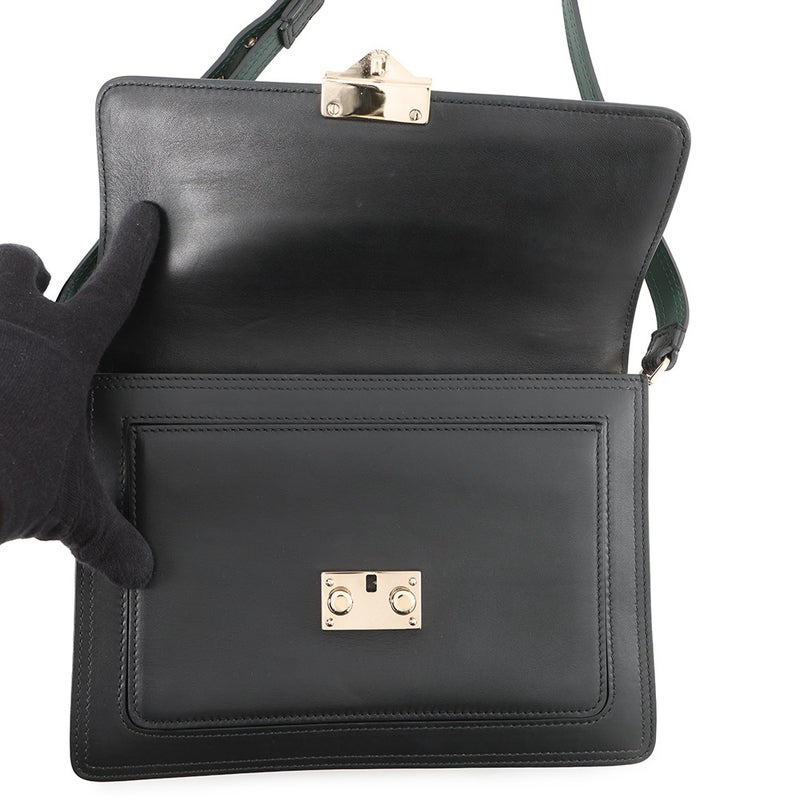 ヴァレンティノ・ガラヴァーニ ショルダーバッグ Cabana スタッズ ミディアム レザー MW2B0165VB2 VALENTINO 黒