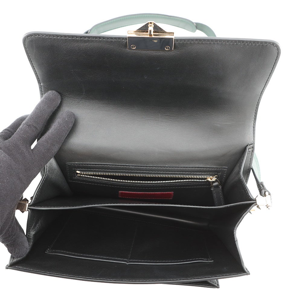 ヴァレンティノ・ガラヴァーニ ショルダーバッグ Cabana スタッズ ミディアム レザー MW2B0165VB2 VALENTINO 黒 ヴァレンティノ・ガラヴァーニ ショルダーバッグ Cabana スタッズ
