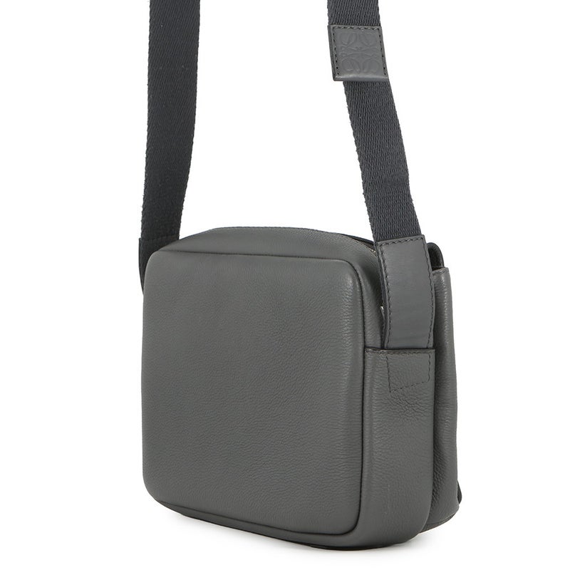 ロエベ ショルダーバッグ ミリタリー メッセンジャーXS レザー 317.12AA72 LOEWE