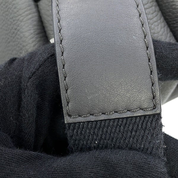 ロエベ ショルダーバッグ ミリタリー メッセンジャーXS レザー 317.12AA72 LOEWE