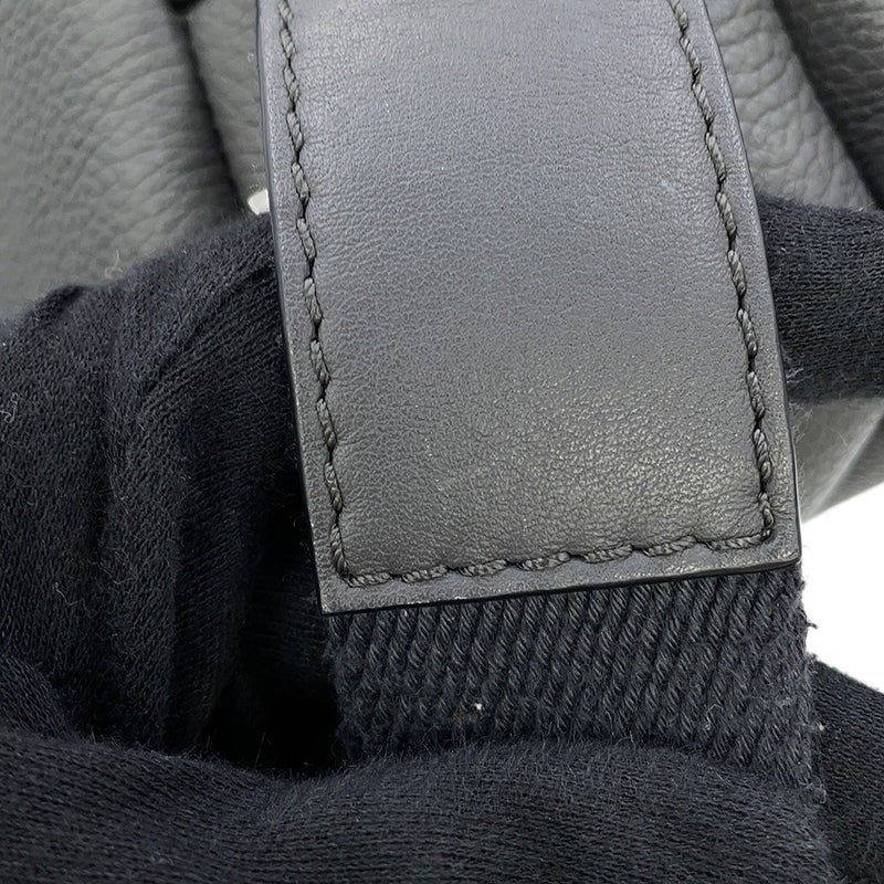 ロエベ ショルダーバッグ ミリタリー メッセンジャーXS レザー 317.12AA72 LOEWE