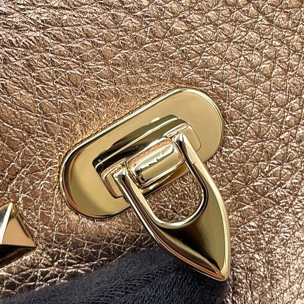 ヴァレンティノ ハンドバッグ ロックスタッズ スモール ラミネートグレインカーフレザー 8W2B0J47FQE VALENTINO 2way