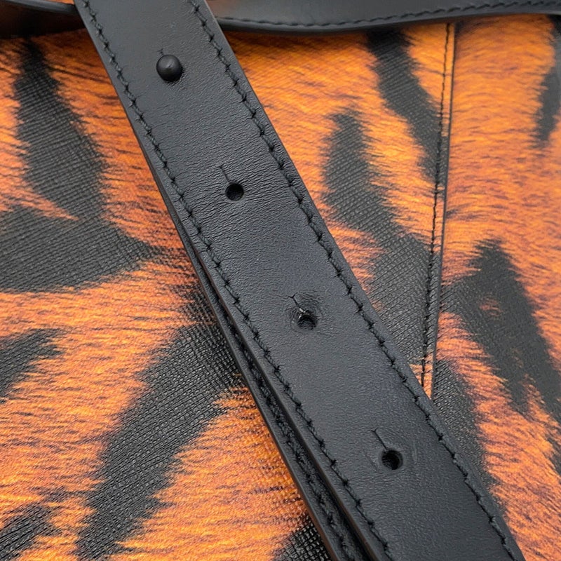 バーバリー ショルダーバッグ レオパード PVC レザー 8050873 BURBERRY 黒