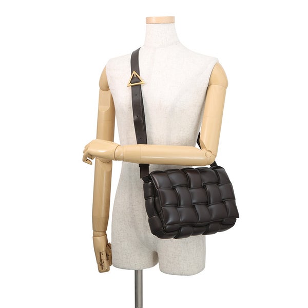 ボッテガヴェネタ ショルダーバッグ イントレチャート パデッド カセット ラムスキン 591970 BOTTEGA VENETA ブラウン