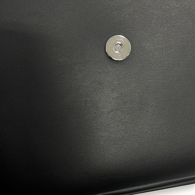 サルヴァトーレ・フェラガモ ショルダーバッグ メッセンジャーバッグ レザー 24A311 Ferragamo 黒