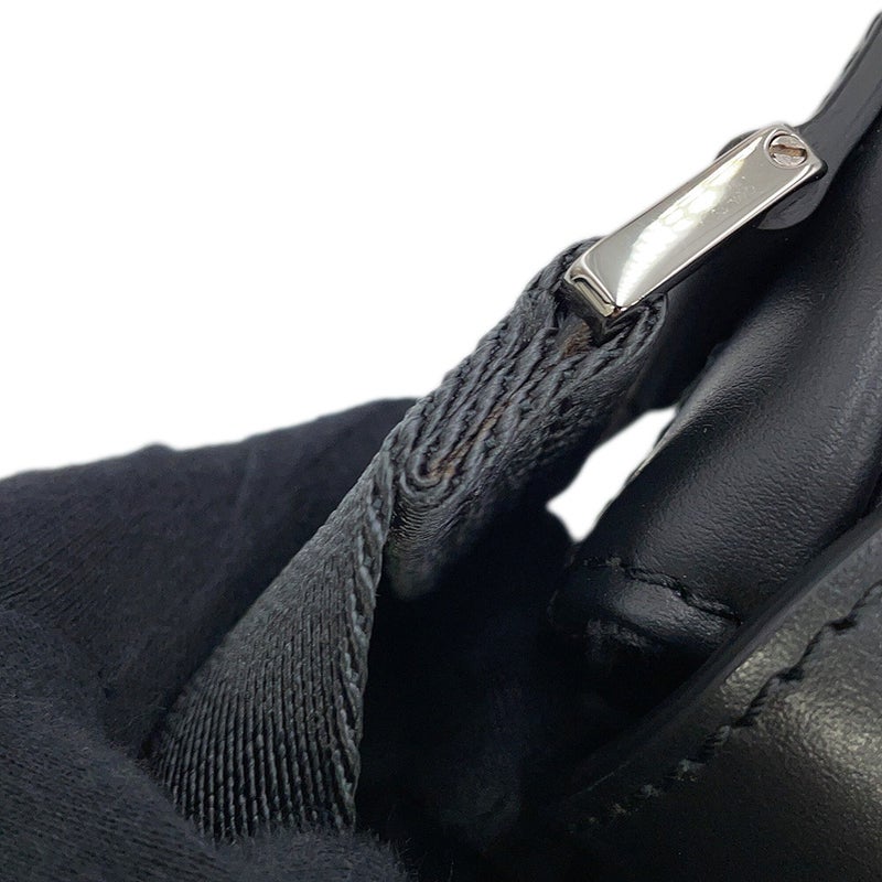 サルヴァトーレ・フェラガモ ショルダーバッグ メッセンジャーバッグ レザー 24A311 Ferragamo 黒