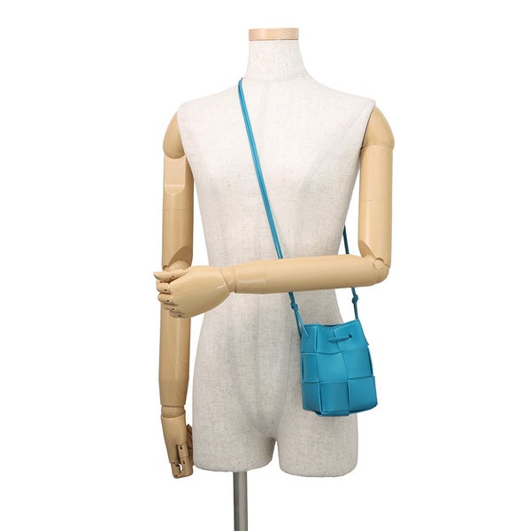 ボッテガヴェネタ ショルダーバッグ イントレチャート ミニ カセット バケット ラムスキン 680217 BOTTEGA VENETA