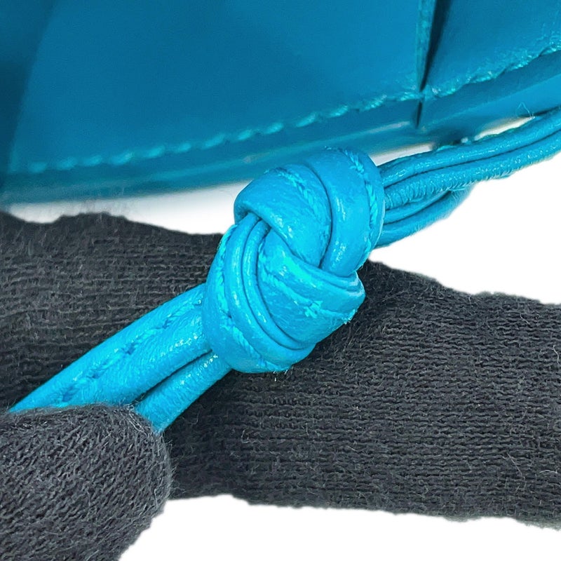 ボッテガヴェネタ ショルダーバッグ イントレチャート ミニ カセット バケット ラムスキン 680217 BOTTEGA VENETA