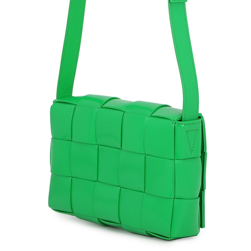 ボッテガヴェネタ ショルダーバッグ マキシイントレチャート カセット BOTTEGA VENETA グリーン