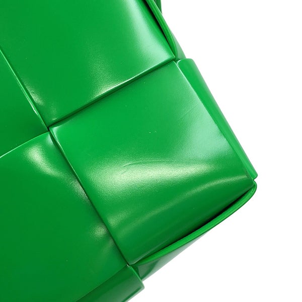 ボッテガヴェネタ ショルダーバッグ マキシイントレチャート カセット BOTTEGA VENETA グリーン