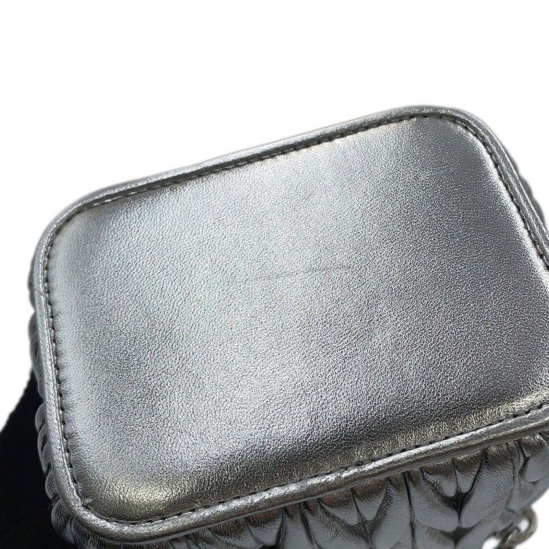 ミュウミュウ ショルダーバッグ マテラッセ マイクロバッグ レザー 5NR018 Miu Miu