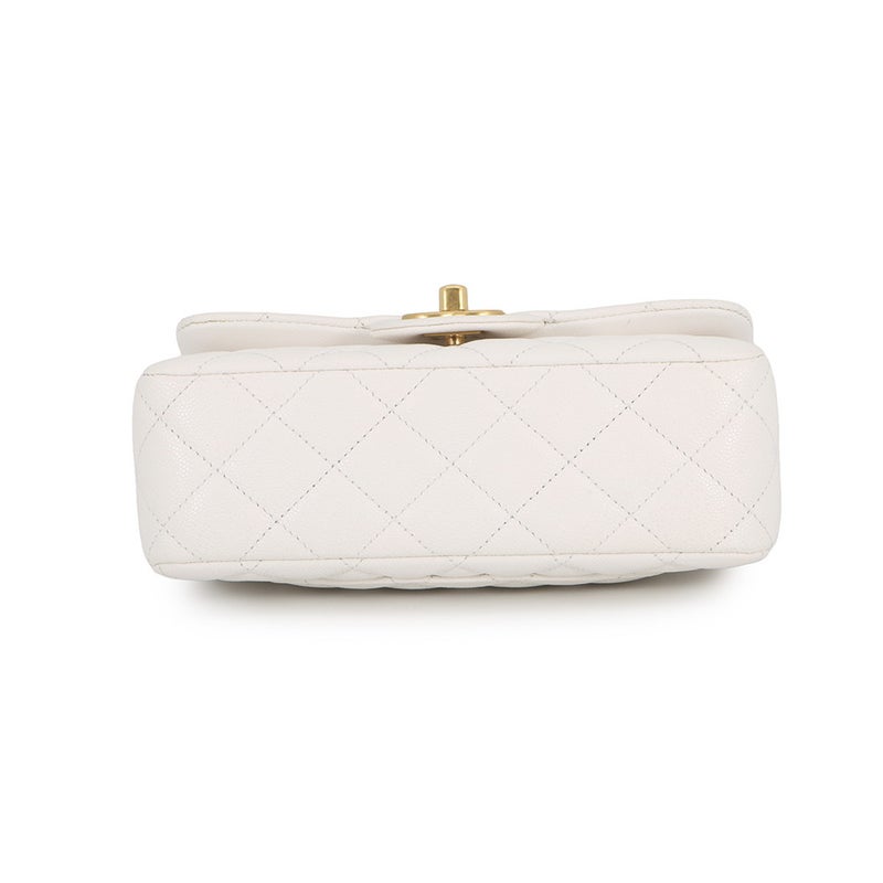 シャネル チェーンショルダーバッグ マトラッセ ココマーク トップハンドル スモール キャビアスキン AS5702 CHANEL 白