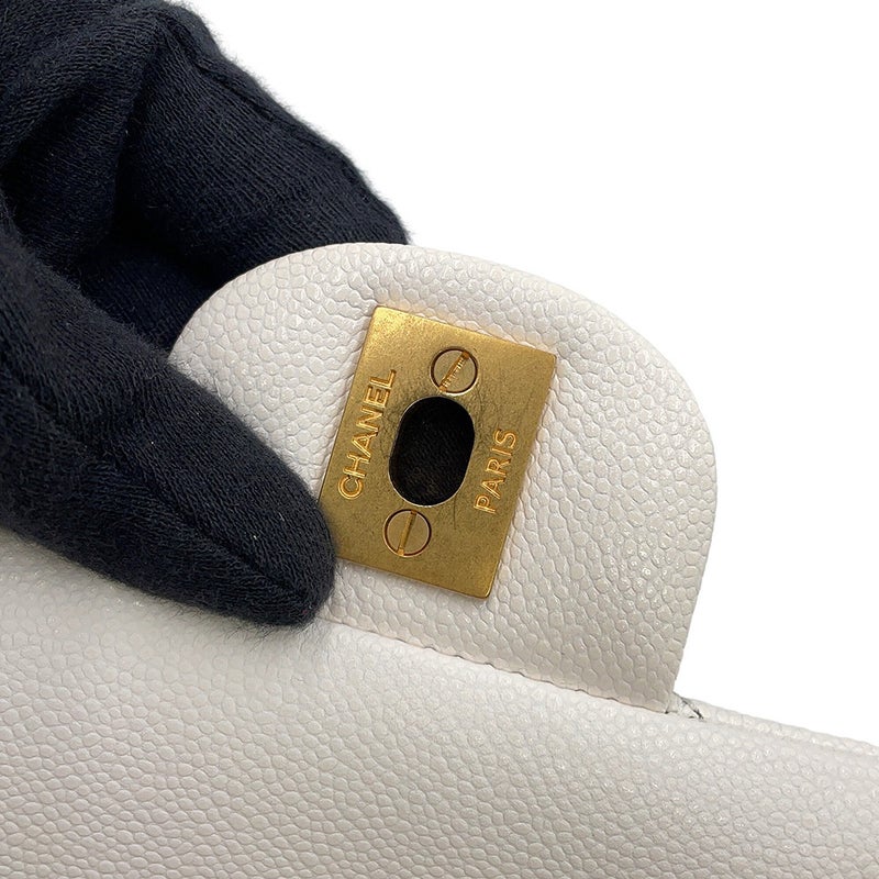 シャネル チェーンショルダーバッグ マトラッセ ココマーク トップハンドル スモール キャビアスキン AS5702 CHANEL 白