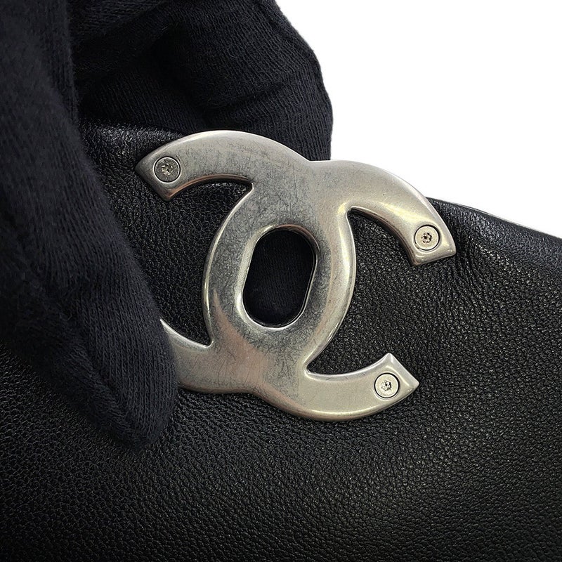 シャネル チェーンショルダーバッグ CHANEL19 ココマーク シャイニーラムスキン AS1160 CHANEL 黒