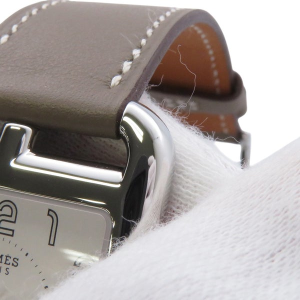 エルメス ケープコッド GM スイフト/エトゥープ CC2.710 HERMES 腕時計 シルバー文字盤 クォーツ