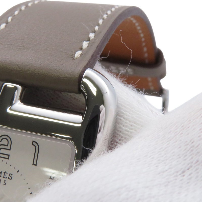 エルメス ケープコッド GM スイフト/エトゥープ CC2.710 HERMES 腕時計 シルバー文字盤 クォーツ