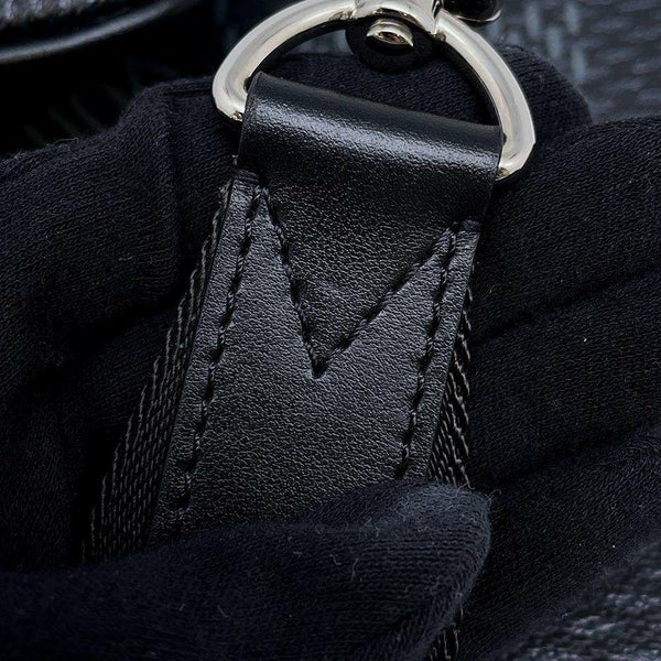 ルイヴィトン ショルダーバッグ ダミエ・グラフィット 3D トリオ・メッセンジャー N50017 LOUIS VUITTON ブラック 黒